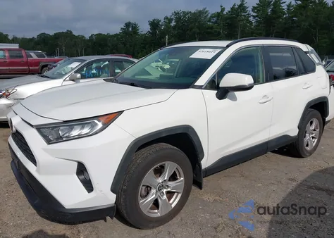 2019 Toyota Rav4 Xle from USA, damaged, VIN JTMP1RFV6KD515454